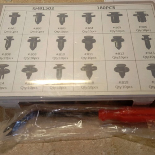 Car body clips new, mainly Japanese