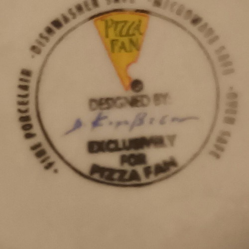 Collectible Pizza Fan mug signed by Dim. Korovesis like new