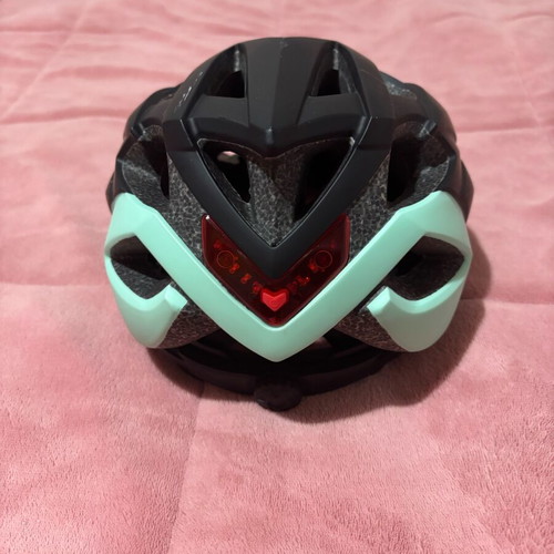 Xiaomi Electric Scooter 4 Go like new with helmet