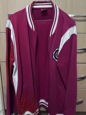 Levi’s cardigan medium red like new