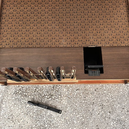 Yamaha vintage electric organ used, wooden construction
