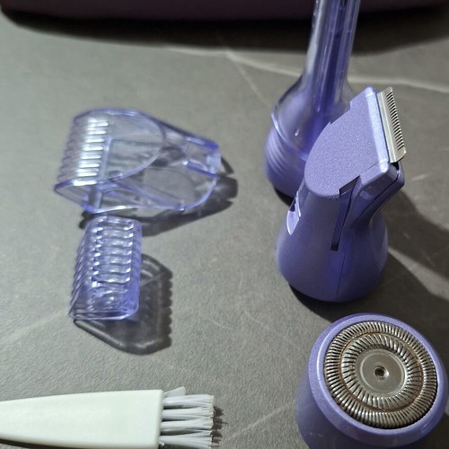 Wilkinson Sword Intuition 4-in-1 Perfect Finish Trimmer new, complete set