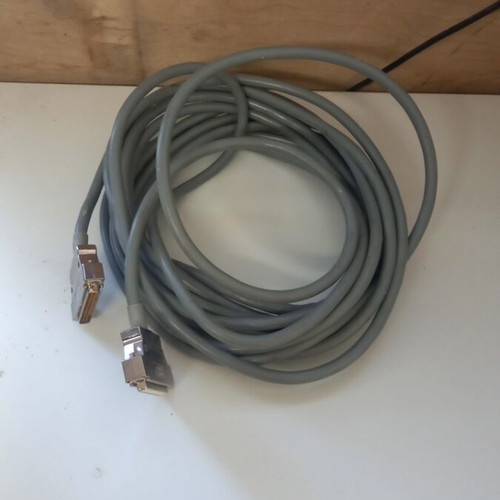 Omron D-sub 37-pin industrial connection cable, 9 meters