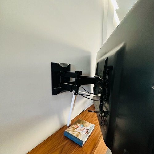 TV Wall Mount with Arm (Heavy Duty)