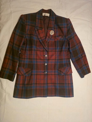Vintage Barbara Alan long tartan blazer with metal buttons and brooch, like new