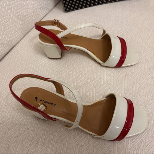 Leather sandals like new, size 39