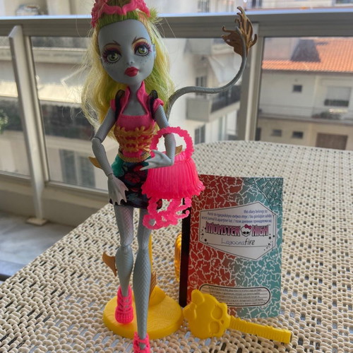 Monster High Freaky Fusion Lagoonafire doll used with diary and accessories