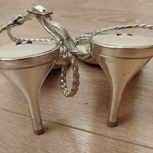 Nine West gold sandals like new, size 37.5