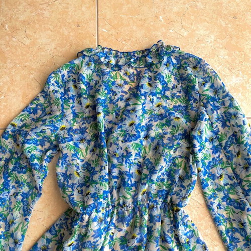 Stradivarius short floral dress like new, -  8,00 - Vendora.cy