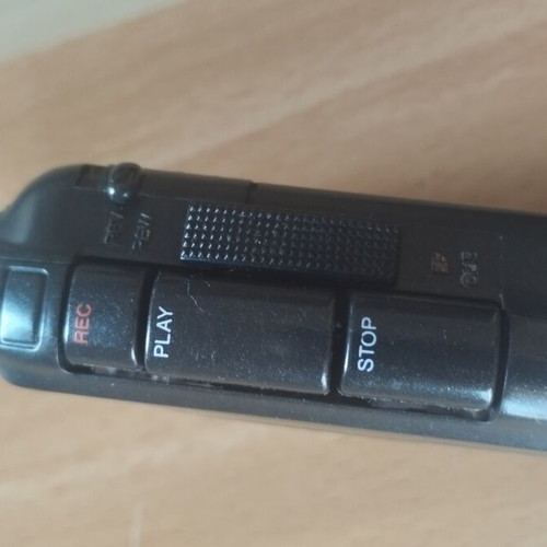 Olympus Pearlcorder S925 microcassette voice recorder