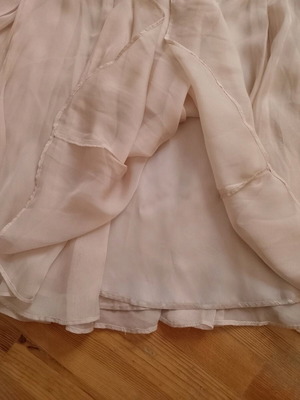 Chiffon skirt beige like new, knee length, size XL