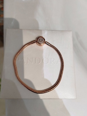 Pandora гривна в розово злато нова със знак S925 ALE
