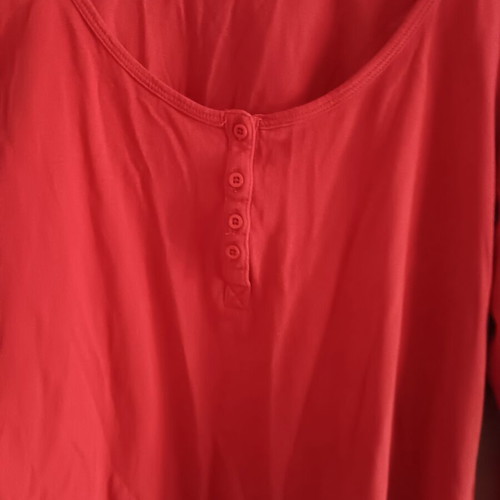 Women's blouse used, red and orange, sizes L and M
