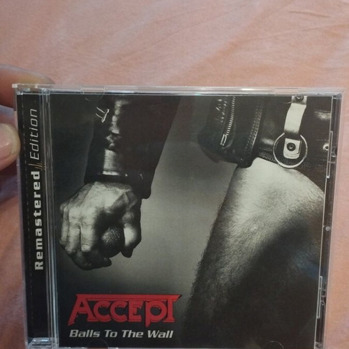 Accept Balls To The Wall CD remastered edition like new with bonuses
