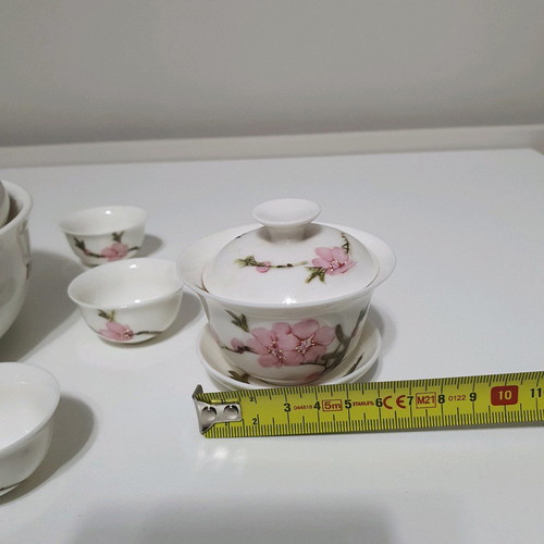 Jingdezhen porcelain Chinese tea set used, 11 pieces with case