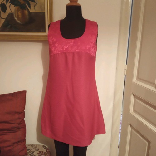 Dress with matching coat in excellent condition, size M