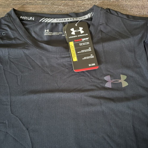 Under Armour Reflective Compression Shirt new, size M, black