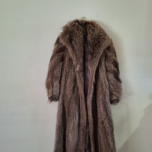 Natural fur coat like new ankle length