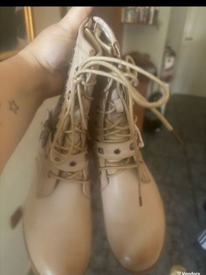 Booties new, size 39
