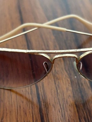 Σετ vintage γυαλιά Guess και Rayban μεταχειρισμένα, κόκκινα πολύχρωμα