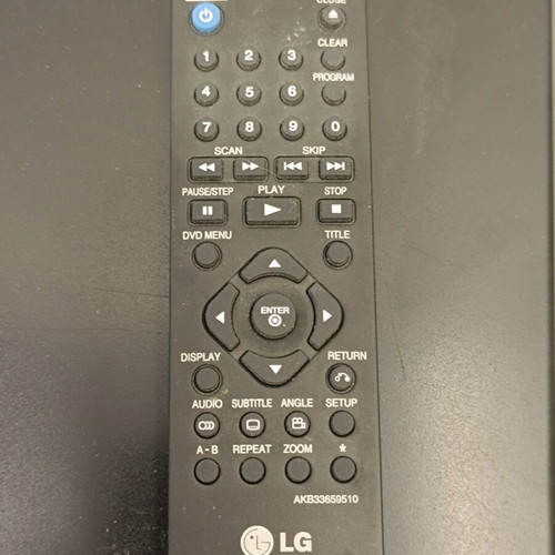 LG DVD Player DP122 used with USB and remote control