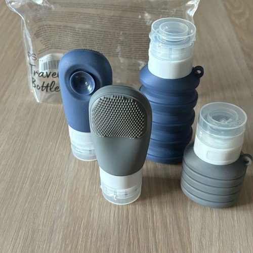 Travel bottle set of 4 pieces new