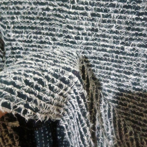 Long-sleeve fur sweater medium like new, warm