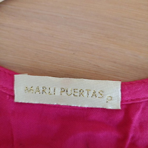Women's blouse pink in good condition, size M
