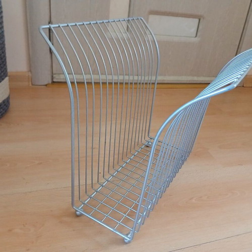Magazine and Newspaper Rack like new