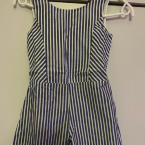 Girls' jumpsuit shorts size 6 like new, navy