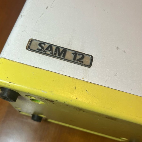 Μονάδα ιατρικής αναρρόφησης MGE SAM 12 μεταχειρισμένη, υψηλής αναρρόφησης