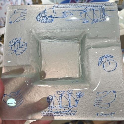 Sperantzas decorative plate and ashtray E.A. silk screen printing, new