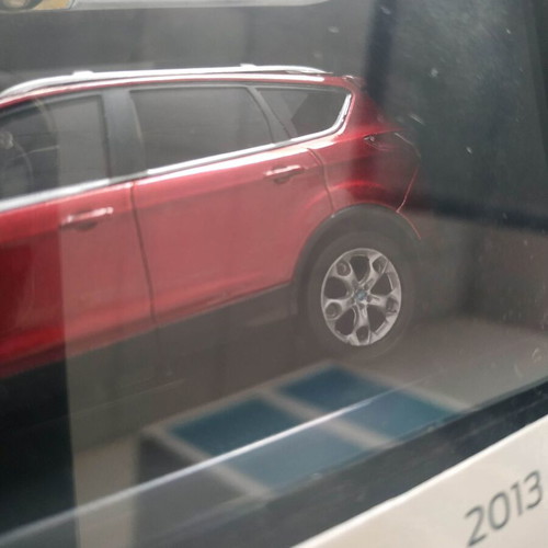 Ford Kuga 2013 die-cast model car, red