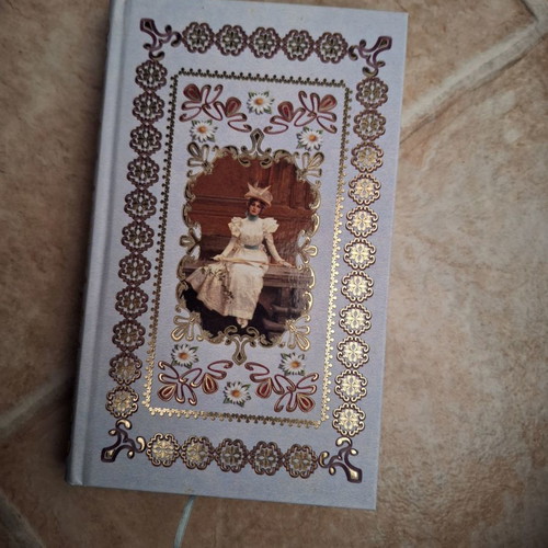 Romantic literature DeAgostini The Woman at 30 like new
