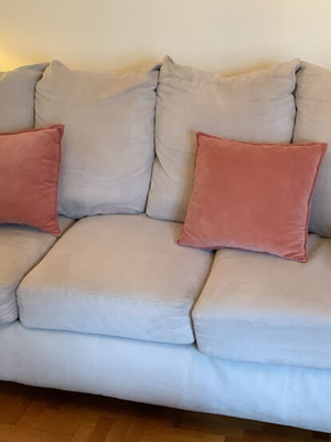 Three-seater sofa beige used, very comfortable