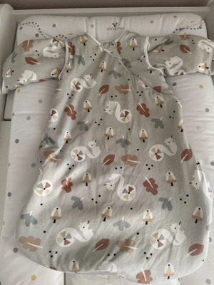 Tender sleeping bag 1tog used, up to 6 months, removable sleeves