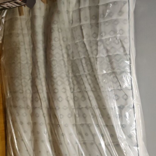 Double mattress like new, dimensions 1.40x1.80