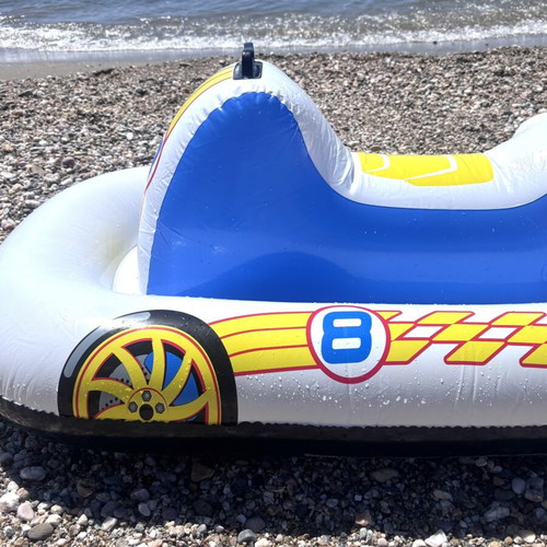 Inflatable beach toy like new, age 0-3 years