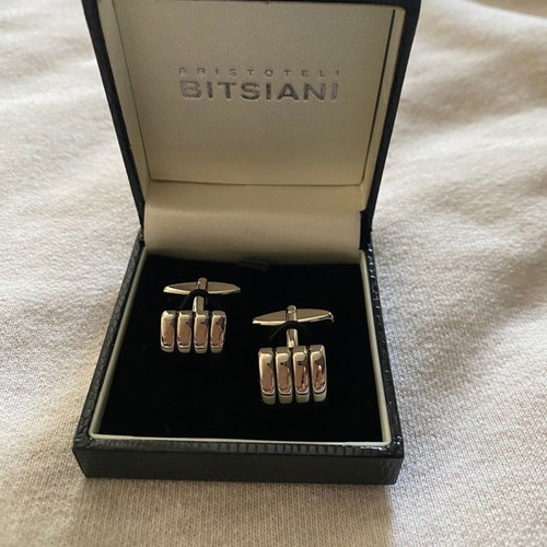 Bitsiani cufflinks new