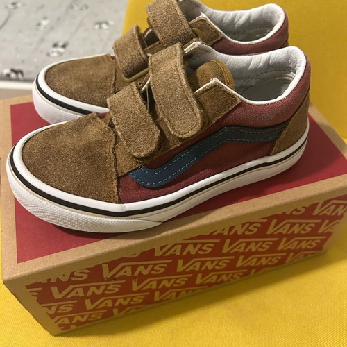Vans kids shoes No 27.5 in like new condition brown