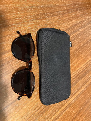 Komono Liam Sunglasses like new, tortoise shell, classic round