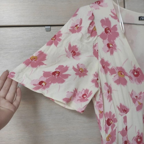 Zara midi floral button-up dress new, off white and pink