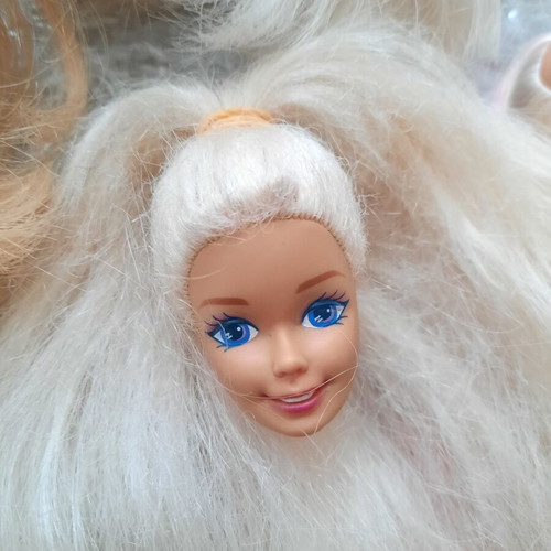 Barbie doll heads lot of 4 original Mattel for restoration