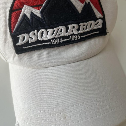Dsquared2 hat white, used, one size