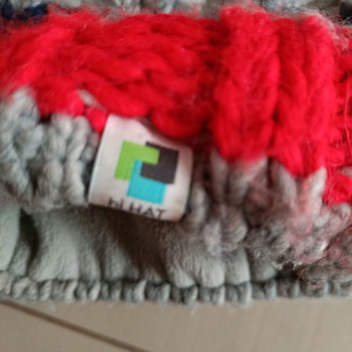 Wool hat used, size M, red with fleece lining