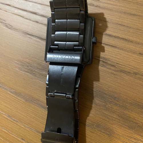 Nixon The District retro wristwatch like new, black