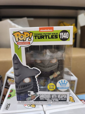 Funko Pop Glow Exclusive Shredder TMNT New