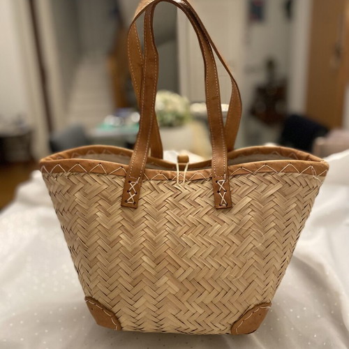 Summer Handbag new, straw with leather details and straps