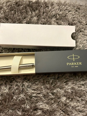 Parker Fountain Pen new in its case