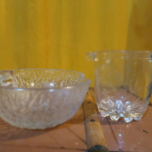 Carved salad bowl and ice bucket with integrated decoration like new